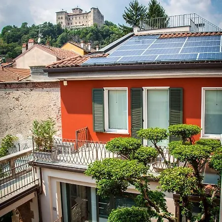Hotell Ponti Angera